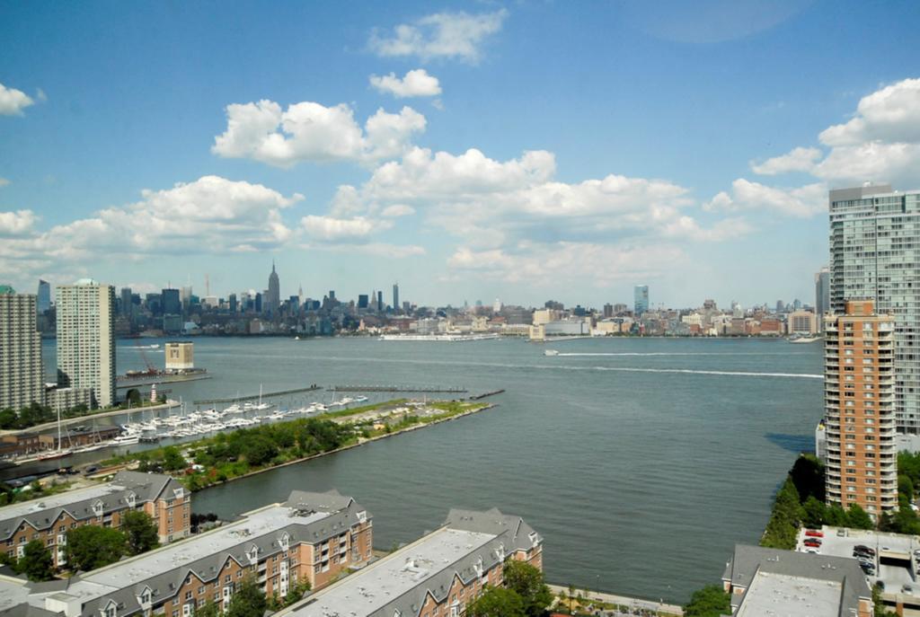 Global Luxury Suites At Newport เจอร์ซีย์ซิตี้ ภายนอก รูปภาพ